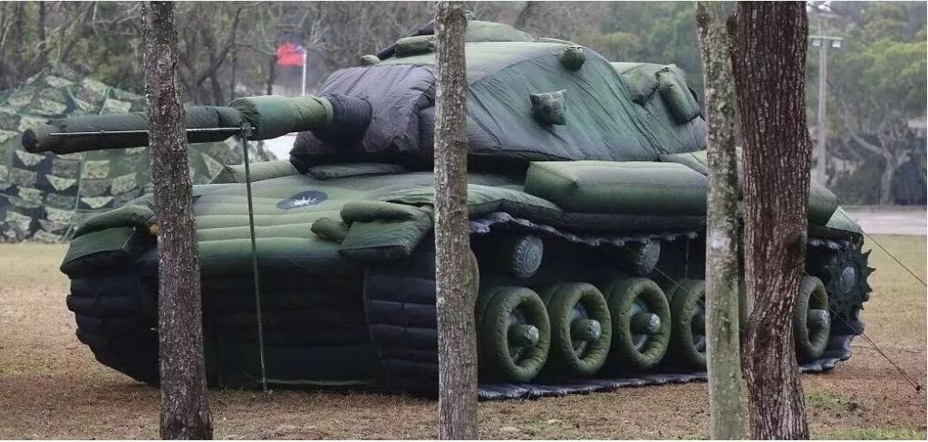 围场军用充气坦克